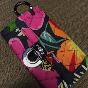 NWOT Vera wallet